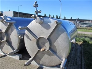 Rvs tank 8000 liter met roerwerk