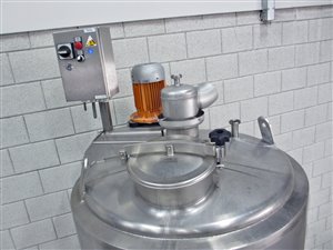 Rvs mengtank 1035 liter - geïsoleerd - weegcellen